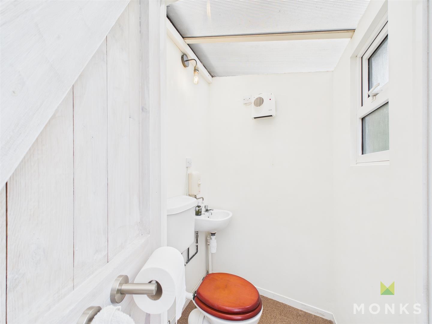 Fairfield Back Lane, Shrewsbury, SY4 3LA For Sale Fairfield Back Lane, Shrewsbury, SY4 3LA For Sale